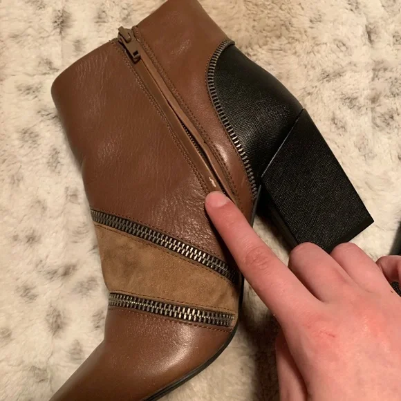 Charles David Lact Leather Zipper Boots